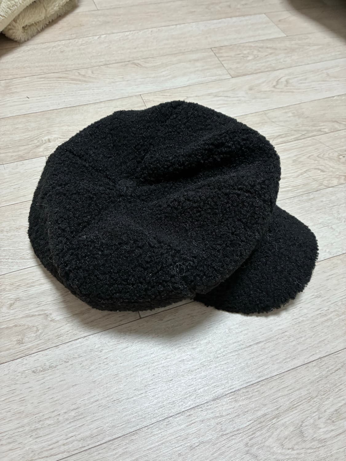 게스 뉴스보이캡 상품이미지3