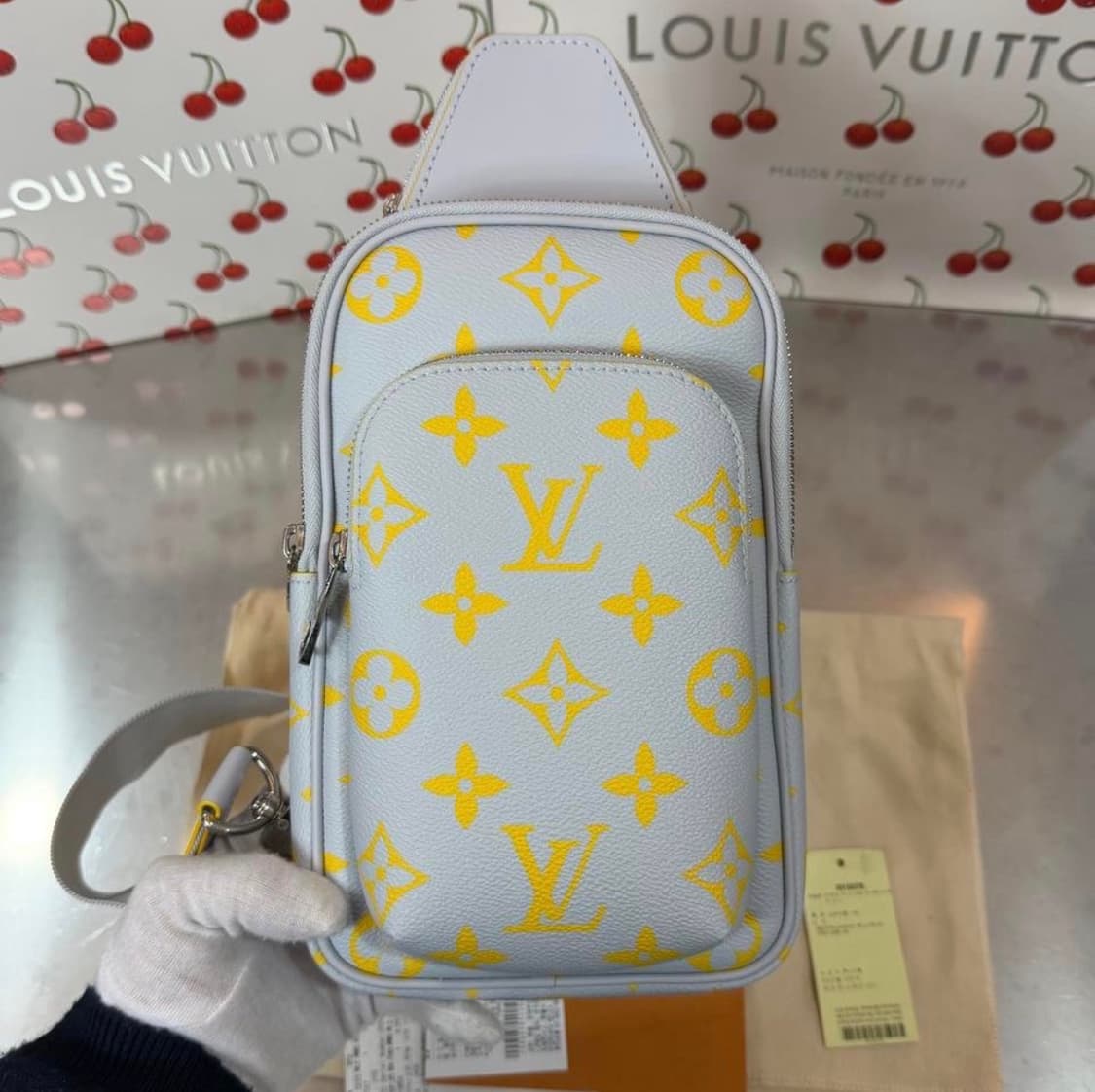 [리오브] 루이비통 모노그램 이클립스 에비뉴 슬링백 상품이미지2