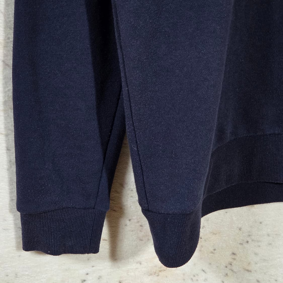 험멜 네이비 레드 배색 맨투맨 상품이미지4