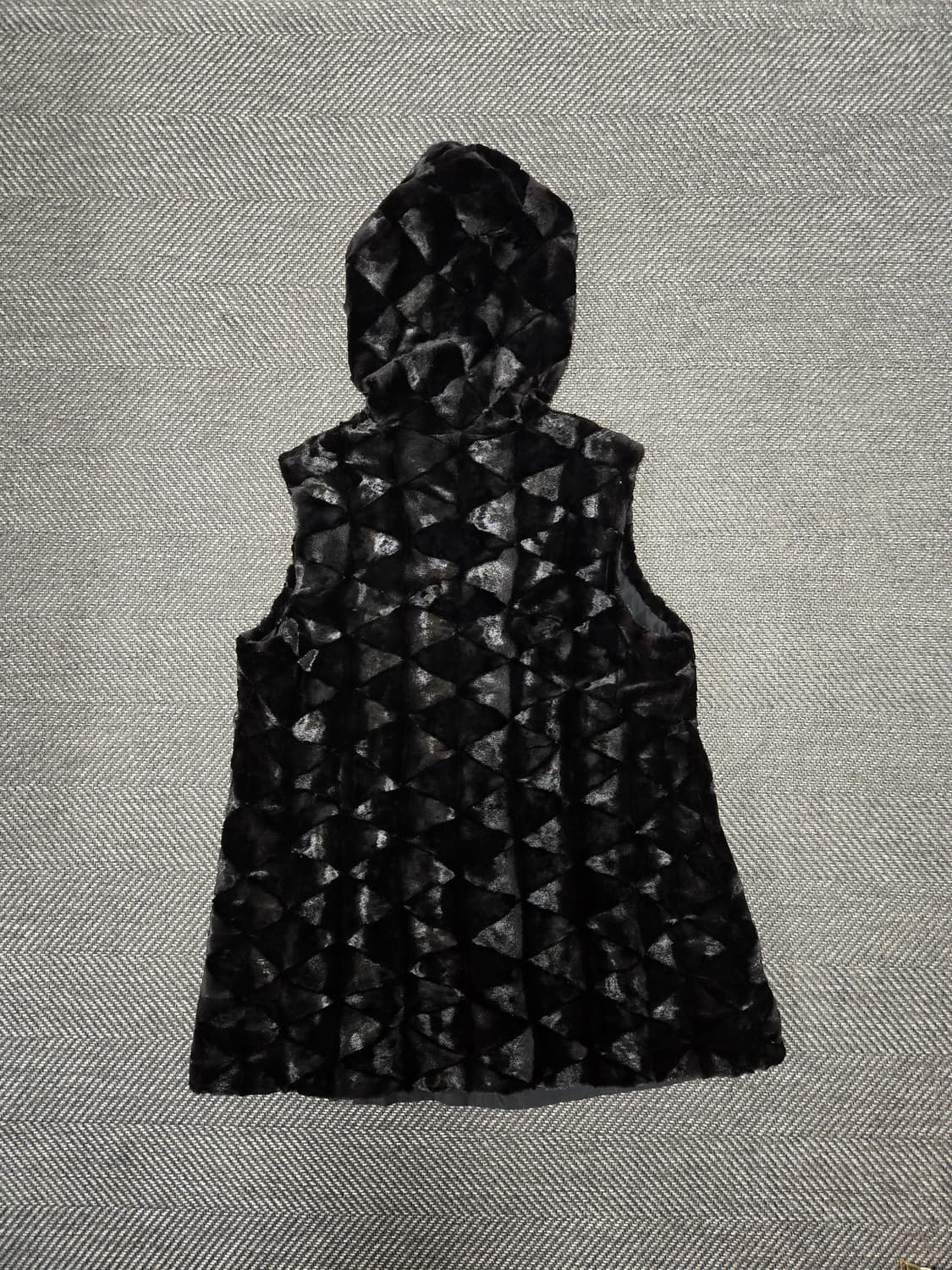 루치아노 오네스티 밍크 양면 깎은다이아몬드 패턴 후드밍크베스트 밍크롱조끼 상품이미지2