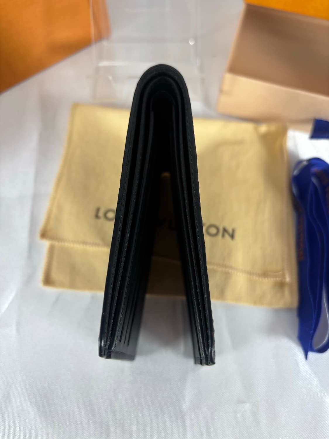 (새상품급/정품)루이비통 멀티플 섀도우 반지갑 블랙 상품이미지6