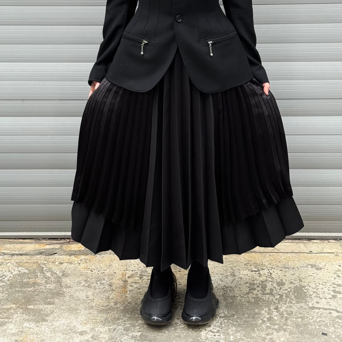 25FW Pleated Multi-Length Black Skirt 상품이미지9