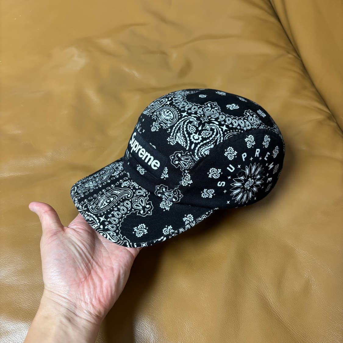 Supreme 슈프림 반다나 블랙 캠프캡 모자 Bandana Black 상품이미지4