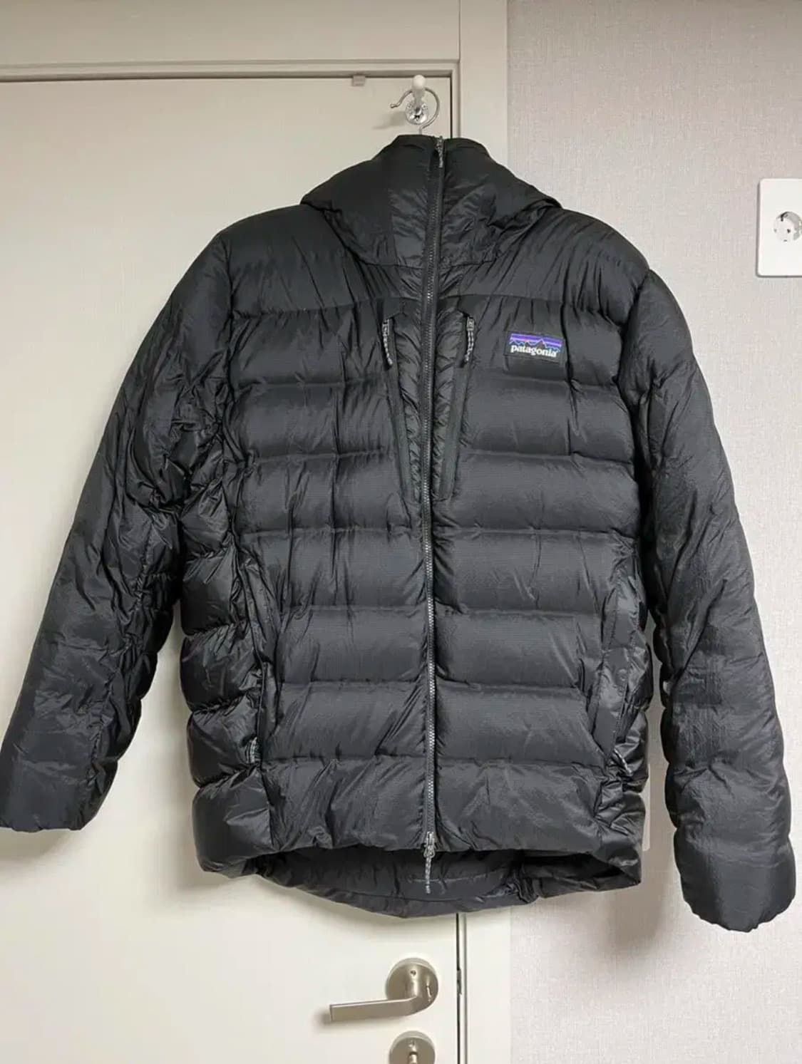 파타고니아 그레이드 7 패딩 L사이즈 판매합니다 상품이미지2