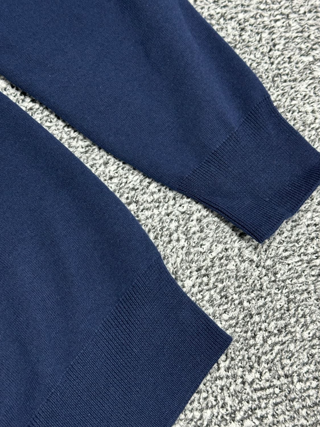 폴로 최신형 네이비 니트 상품이미지4