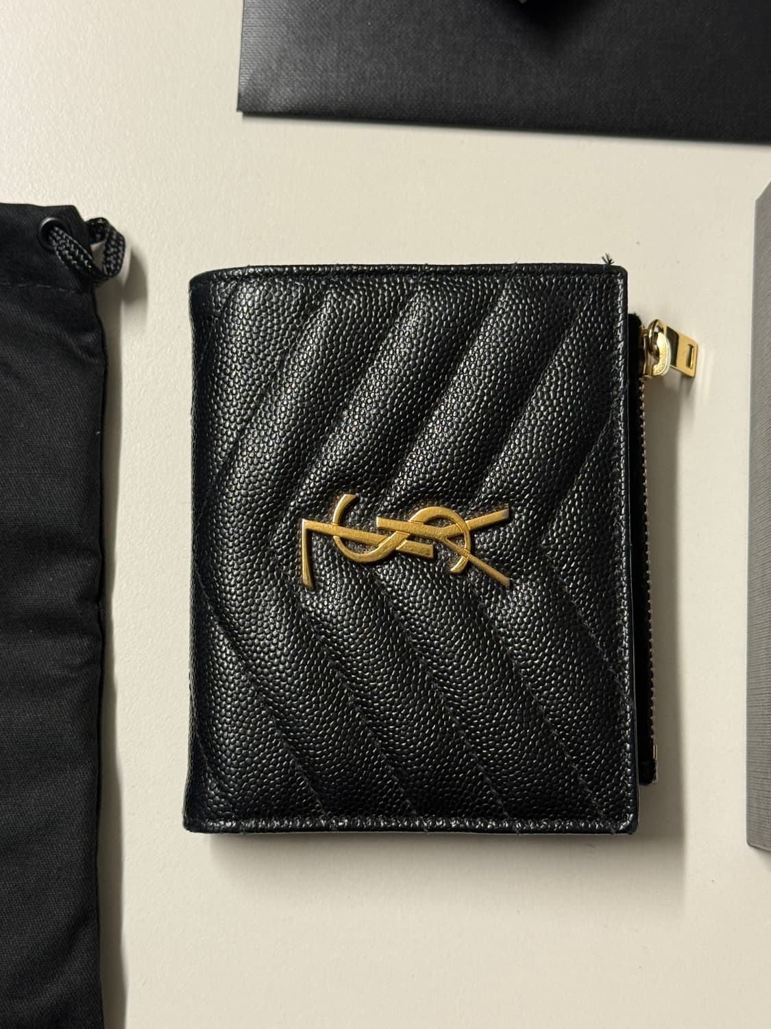 생로랑반지갑 상품이미지2