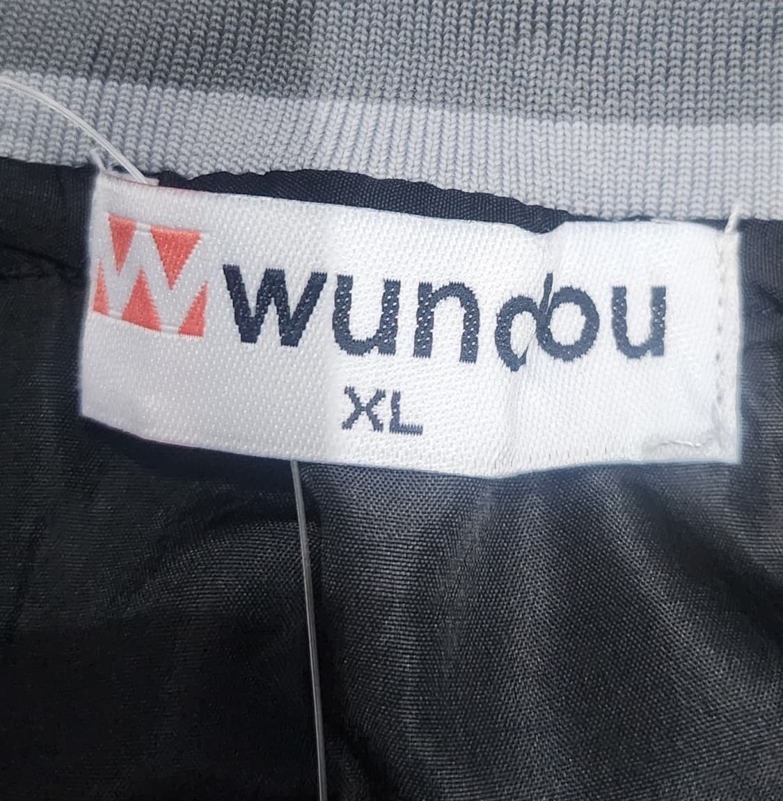 (새상품) WUNDOU GUNZE  풀오버 바람막이 상품이미지4