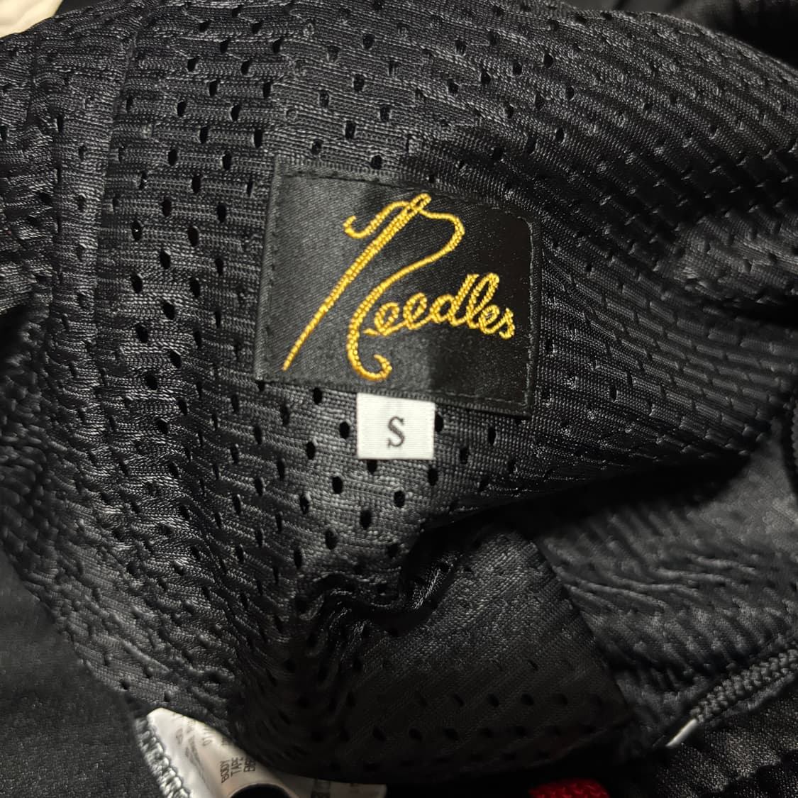 [S]Needles 니들스 LHP 별주 스트레이트 트랙 팬츠 블랙 레드 상품이미지3