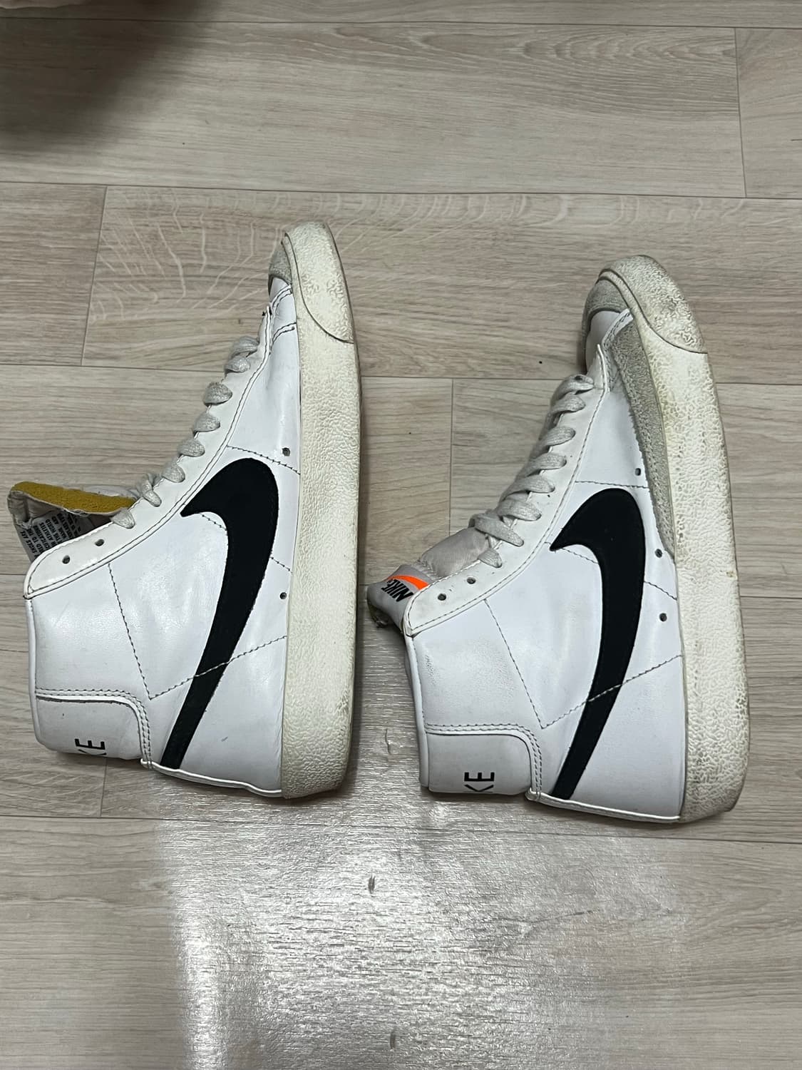 Nike Blazer Mid '77 Vintage White Black 상품이미지3