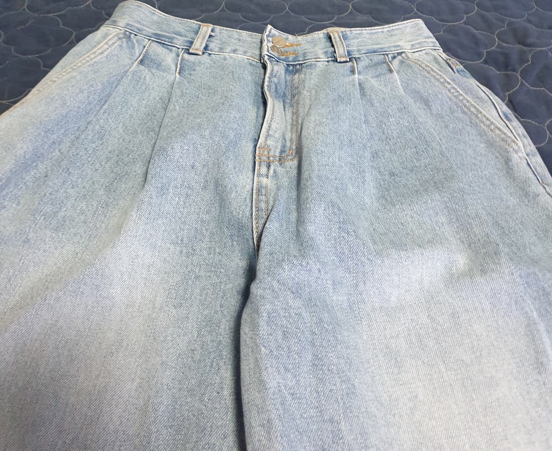 (롱버전) HAWA 하와 투턱 와이드 데님팬츠 연청 (M) 상품이미지2