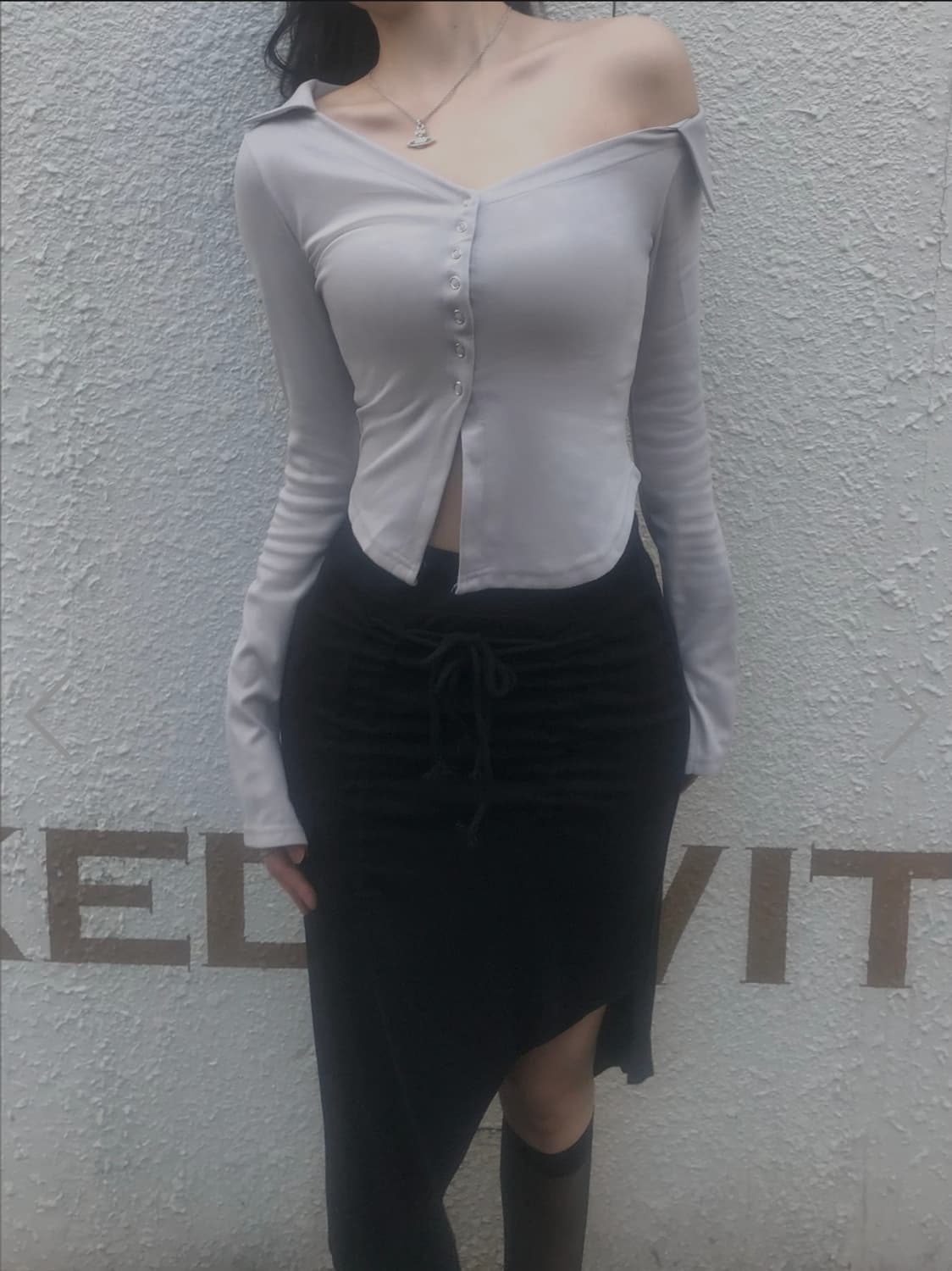 오프숄더 셔츠 라이트 그레이 상품이미지1