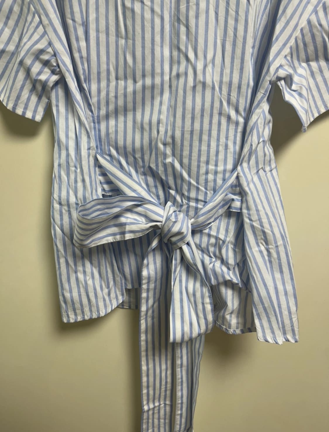 어스뮤직 스트라이프 리본 반팔 상품이미지4