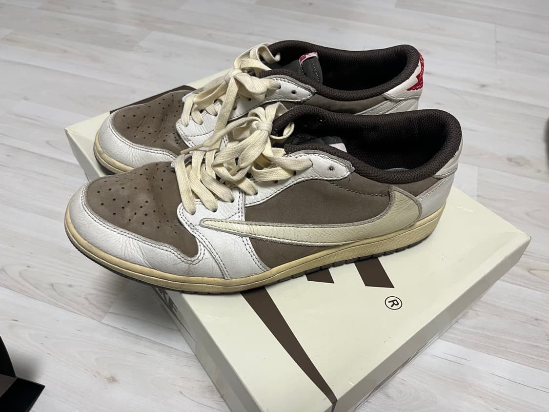 조던 1 x 트래비스 스캇 레트로 로우 OG SP 세일 앤 리저록 상품이미지2