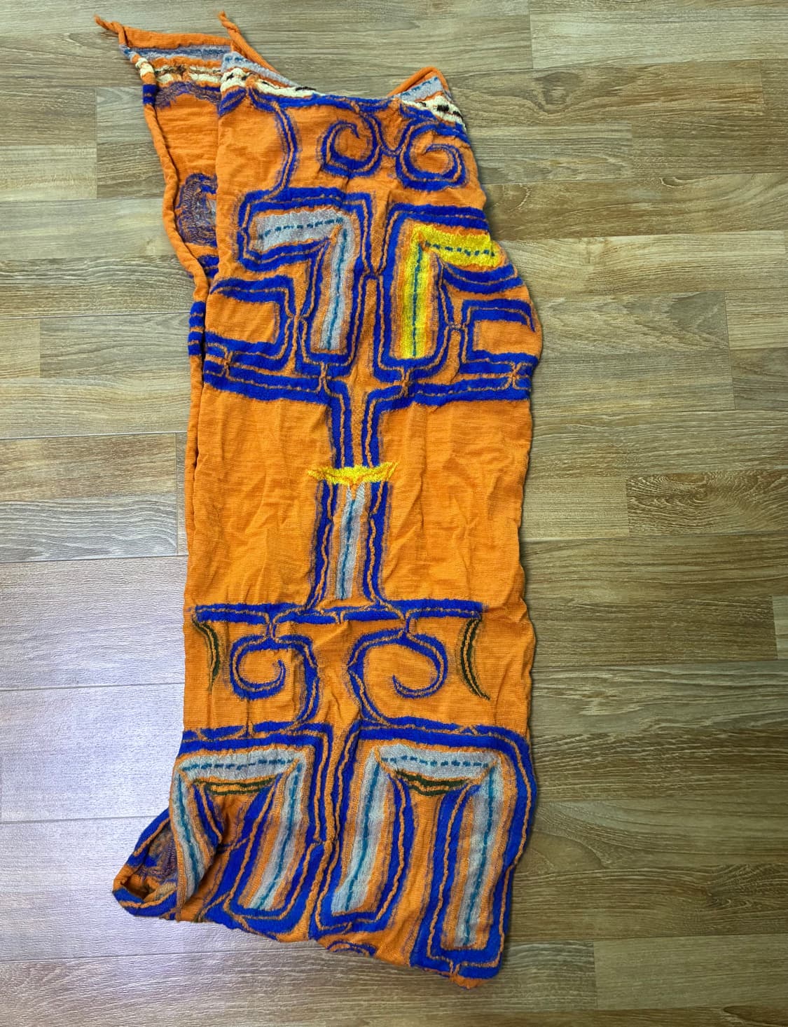 캐피탈 풀 렝스 울 팝 아이누 해피 머플러 오렌지 상품이미지1