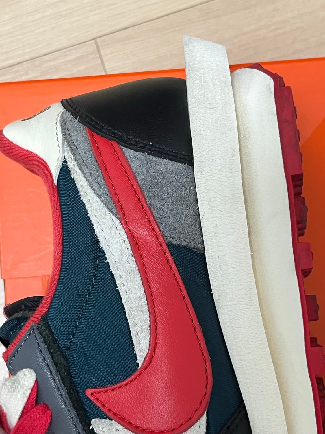 나이키 사카이 미드나잇 255 상품이미지6