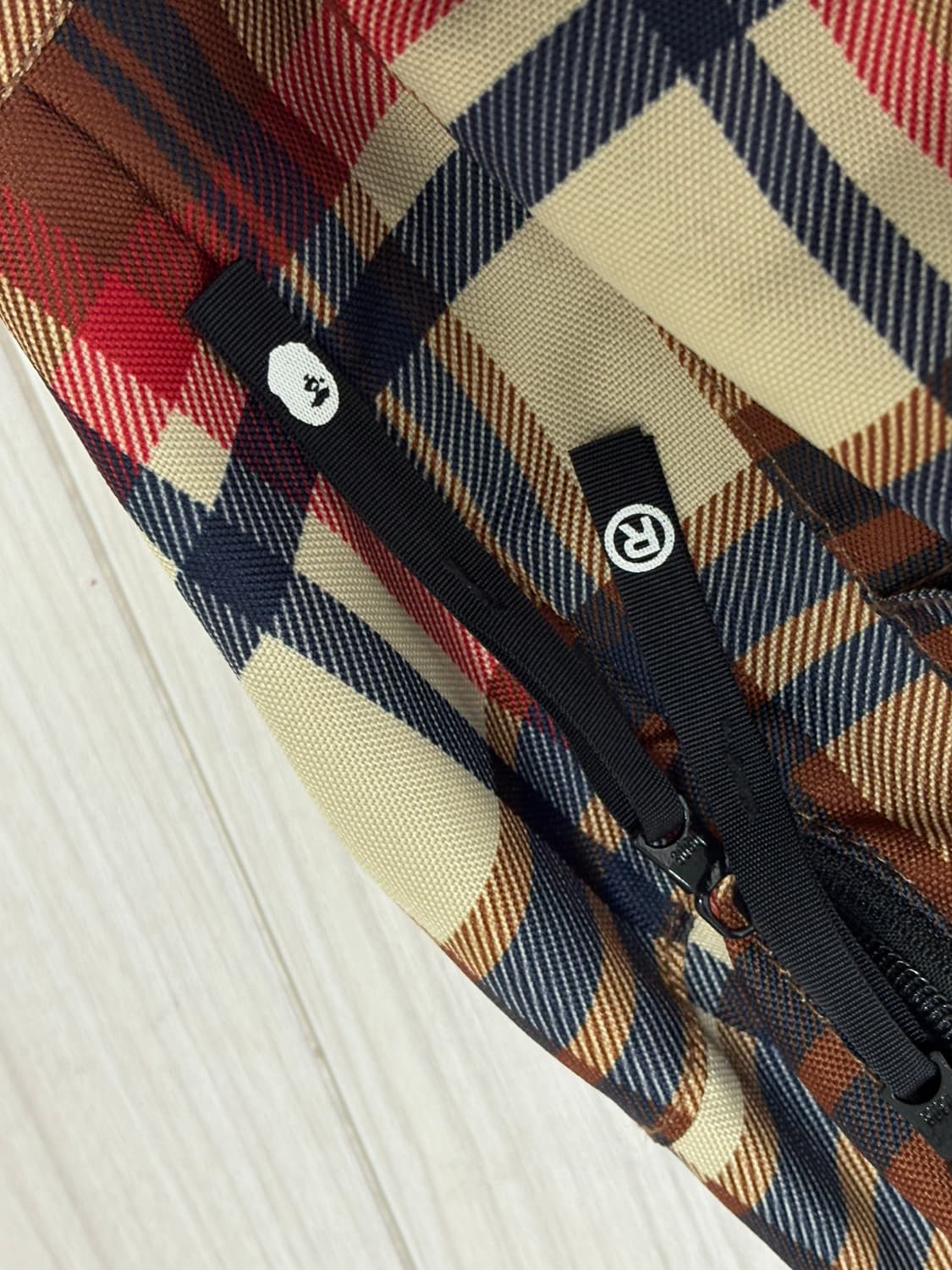 베이프 레드 체크 백팩 (희귀 매물) 상품이미지4