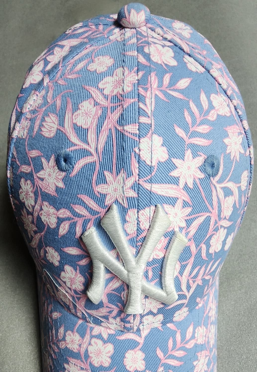 새상품 뉴에라 9FORTY WOMEN 플로럴 볼캡 팝니다 (플라워 볼캡) 상품이미지1