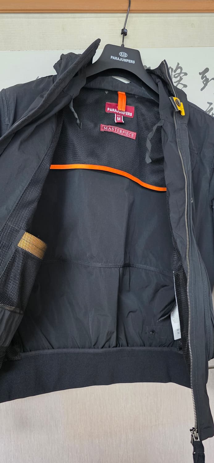 파라점퍼스 고비 스프링 블랙 M사이즈 판매합니다 상품이미지3