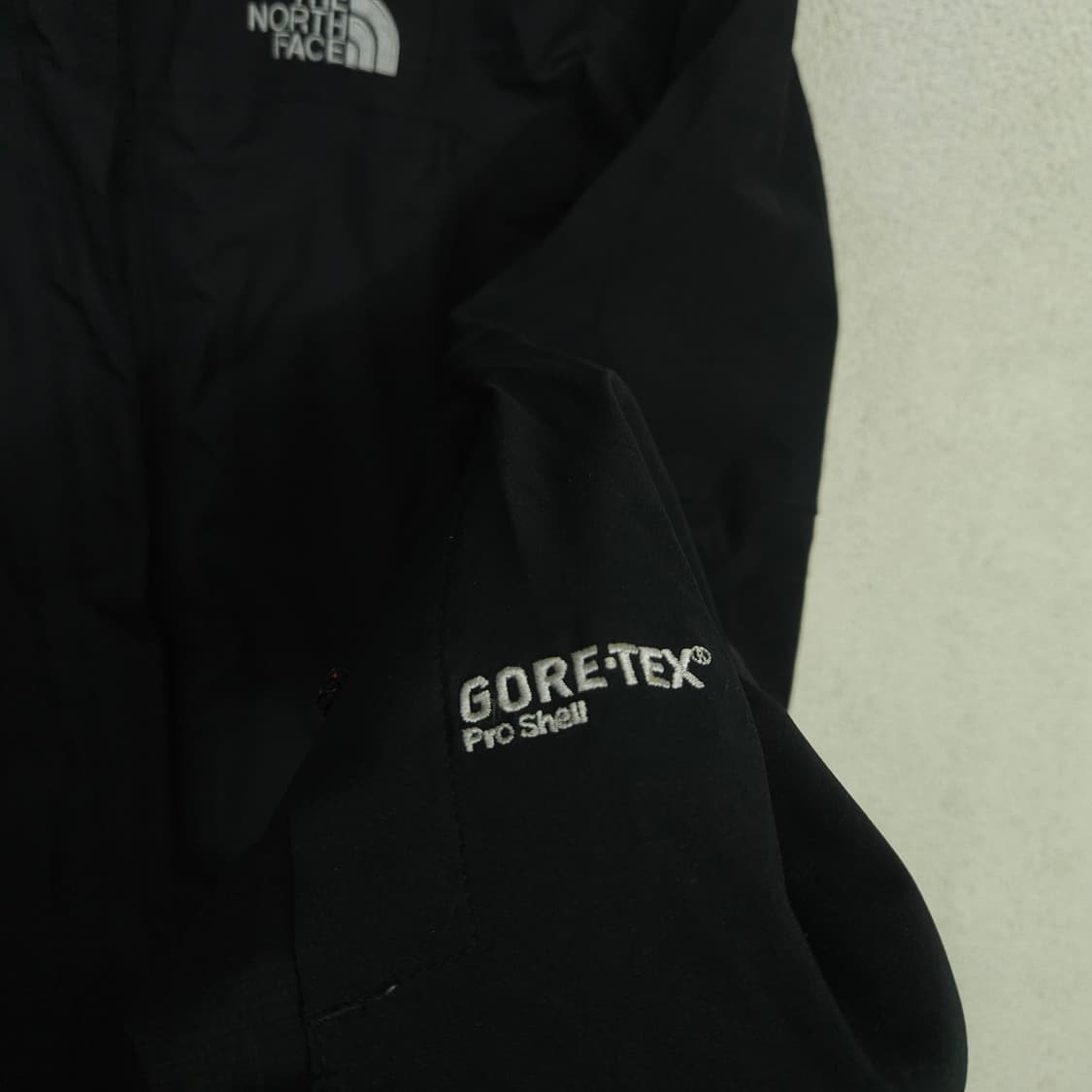 노스페이스 고어텍스 바람막이 85 블랙 상품이미지5