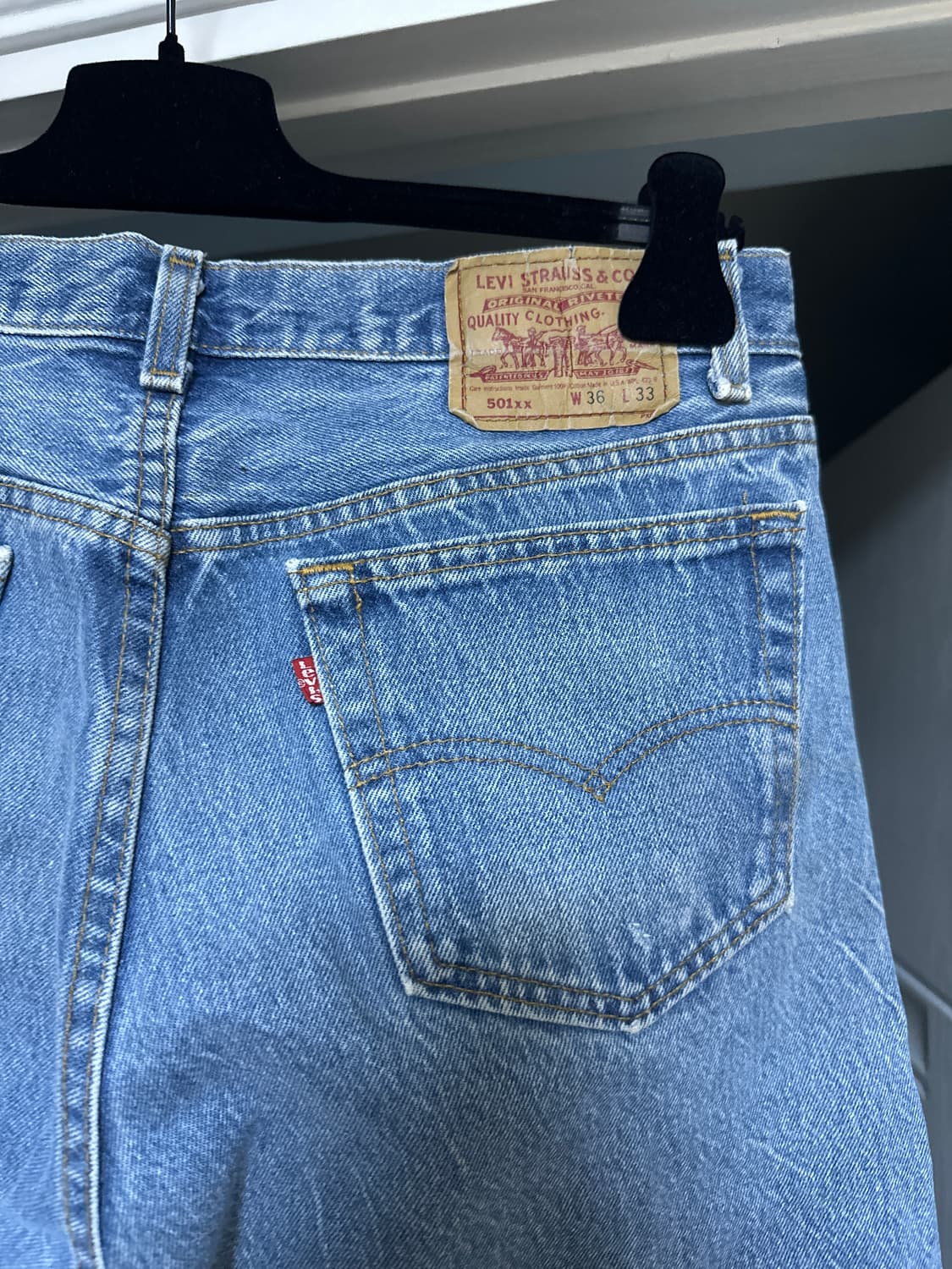 [36x33] 90s 빈티지 리바이스 501xx 연청 데님 팬츠 상품이미지4
