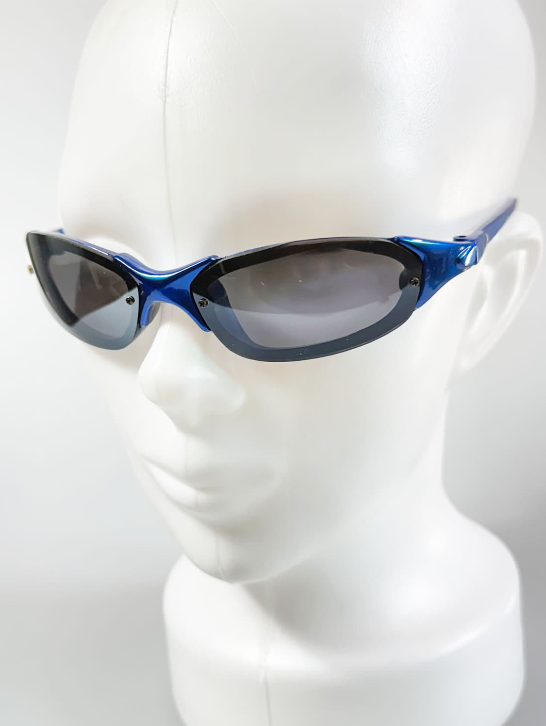 90s LEON 랩어라운드 블루 프레임 빈티지 선글라스 상품이미지8