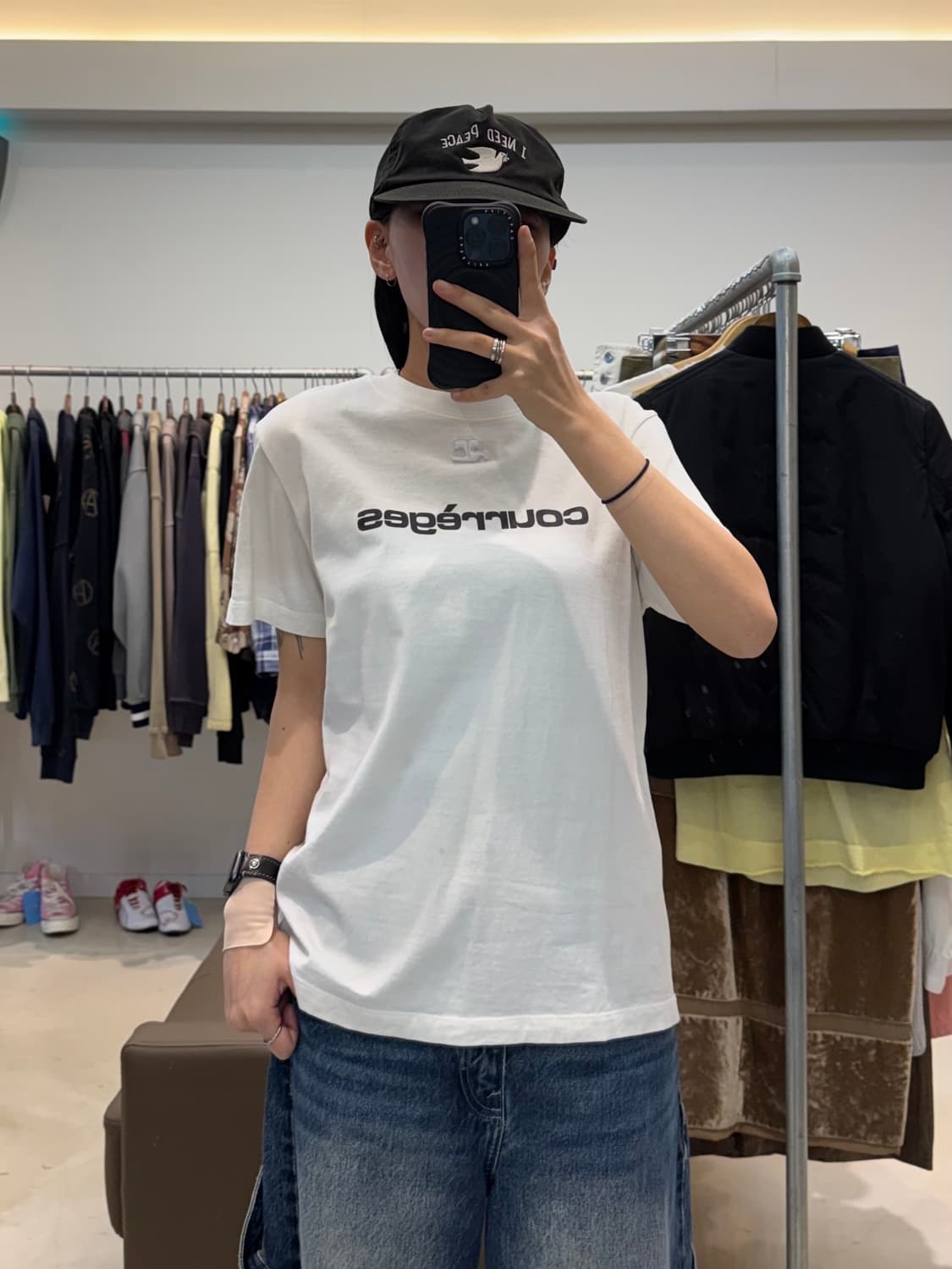 꾸레쥬 로고 프린팅 반팔 상품이미지5