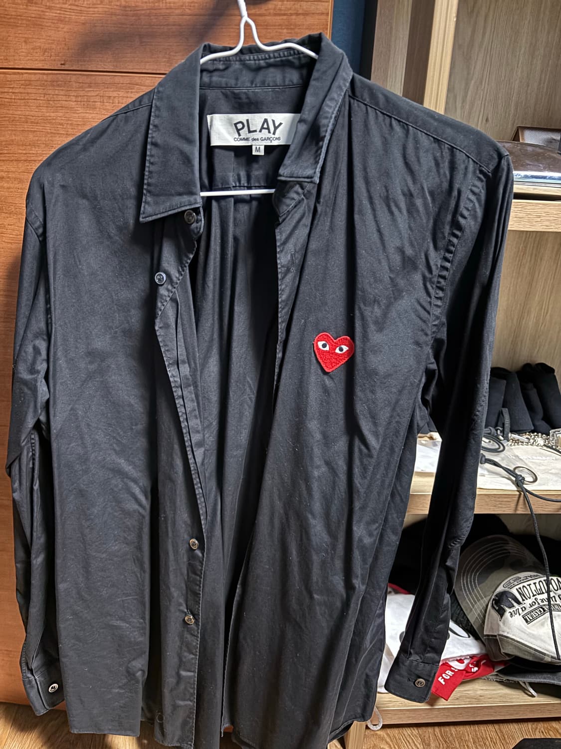 꼼데가르송 플레이라인 블랙 셔츠 M 상품이미지1