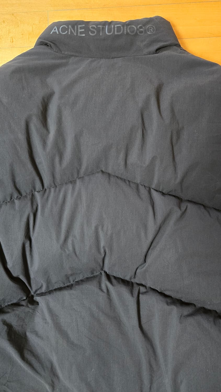 아크네스튜디오 블랙 패딩 50 상품이미지7