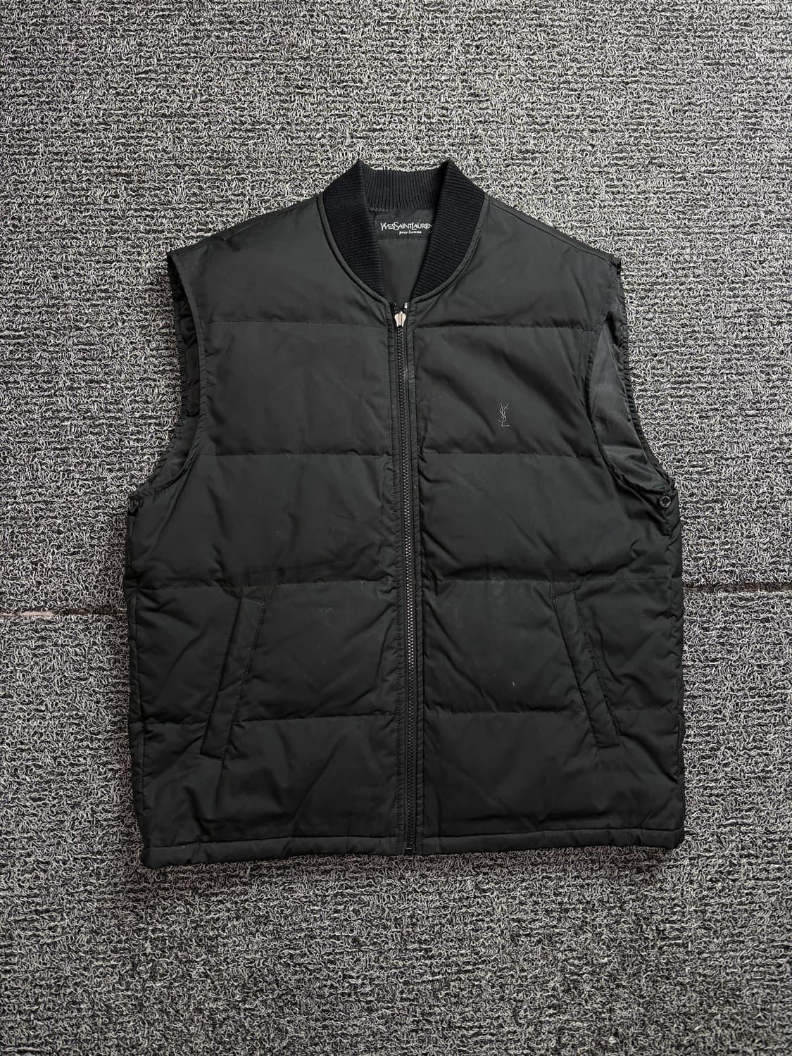 90s YSL입생로랑 자수로고 아카이브 미니멀 다운 베스트 2202 상품이미지2