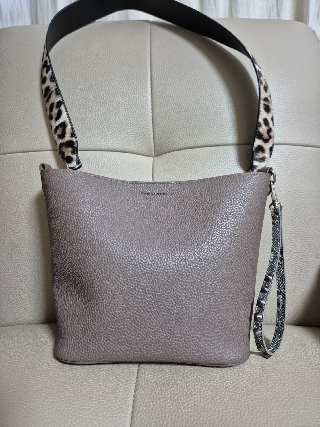 파인드카푸어 핑고백 상품이미지2