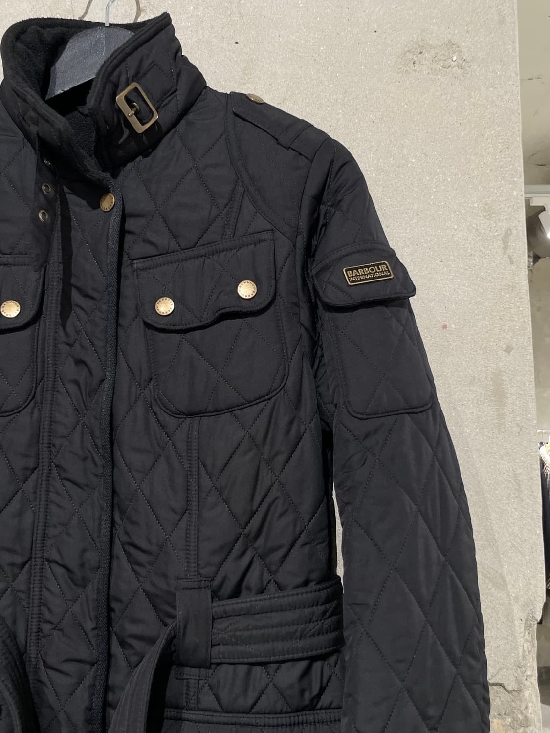 바버 인터내셔널 블랙 폴라퀼트 투어러 퀼팅 자켓 상품이미지3