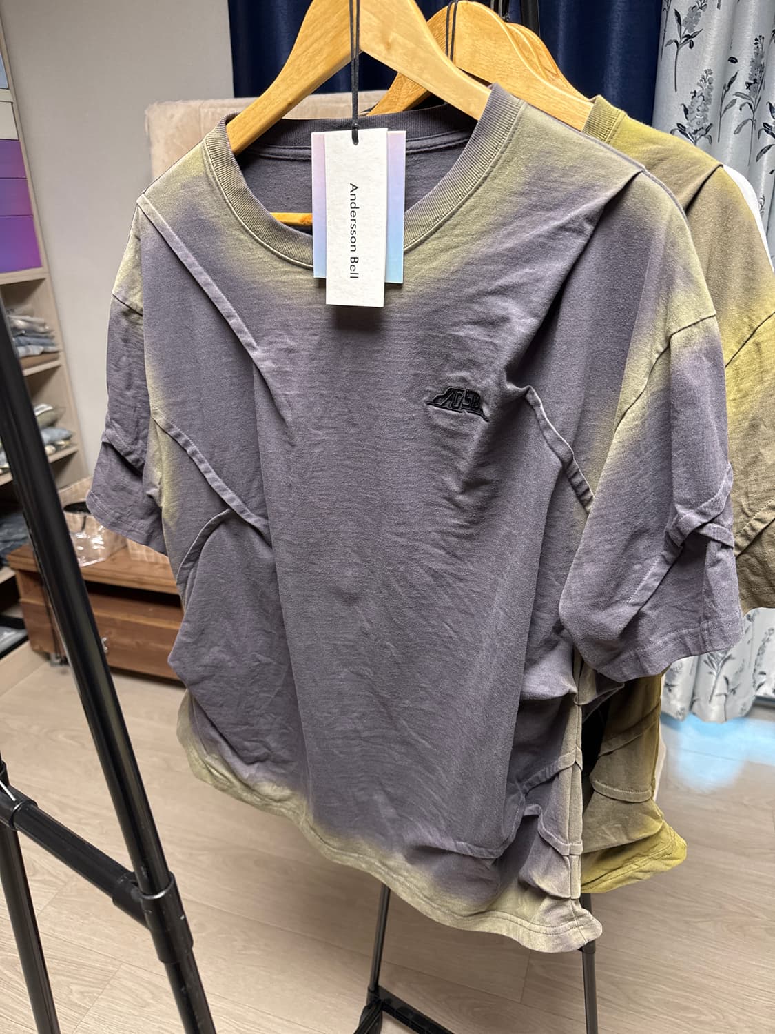 앤더슨벨 초회판 마드로 그라이언트 티셔츠 XL 상품이미지7