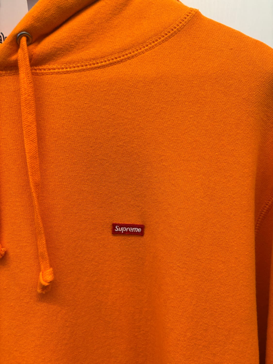 Supreme small logo hoodie 상품이미지2