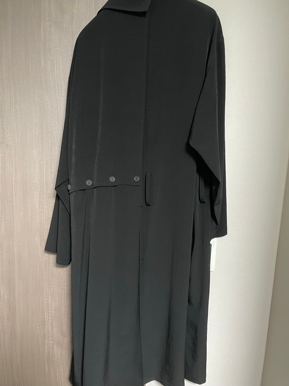 요지야마모토 남성 하프 더블레이어 블랙 코트 상품이미지3