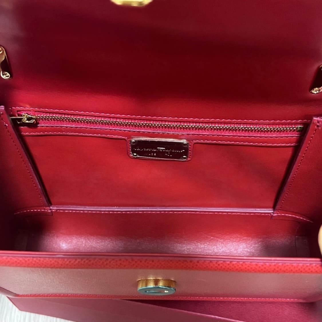 페라가모 빨간색 체인백 여성 가방 상품이미지8