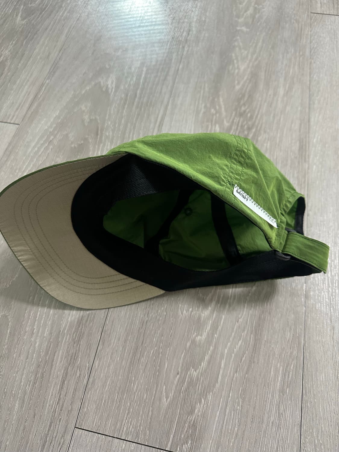 새티스파이 플라이트 실크 러닝캡 그린 상품이미지3