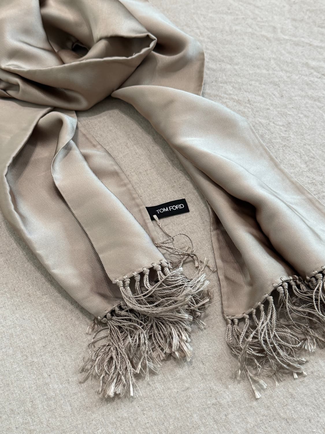 톰포드 실크 머플러 상품이미지3