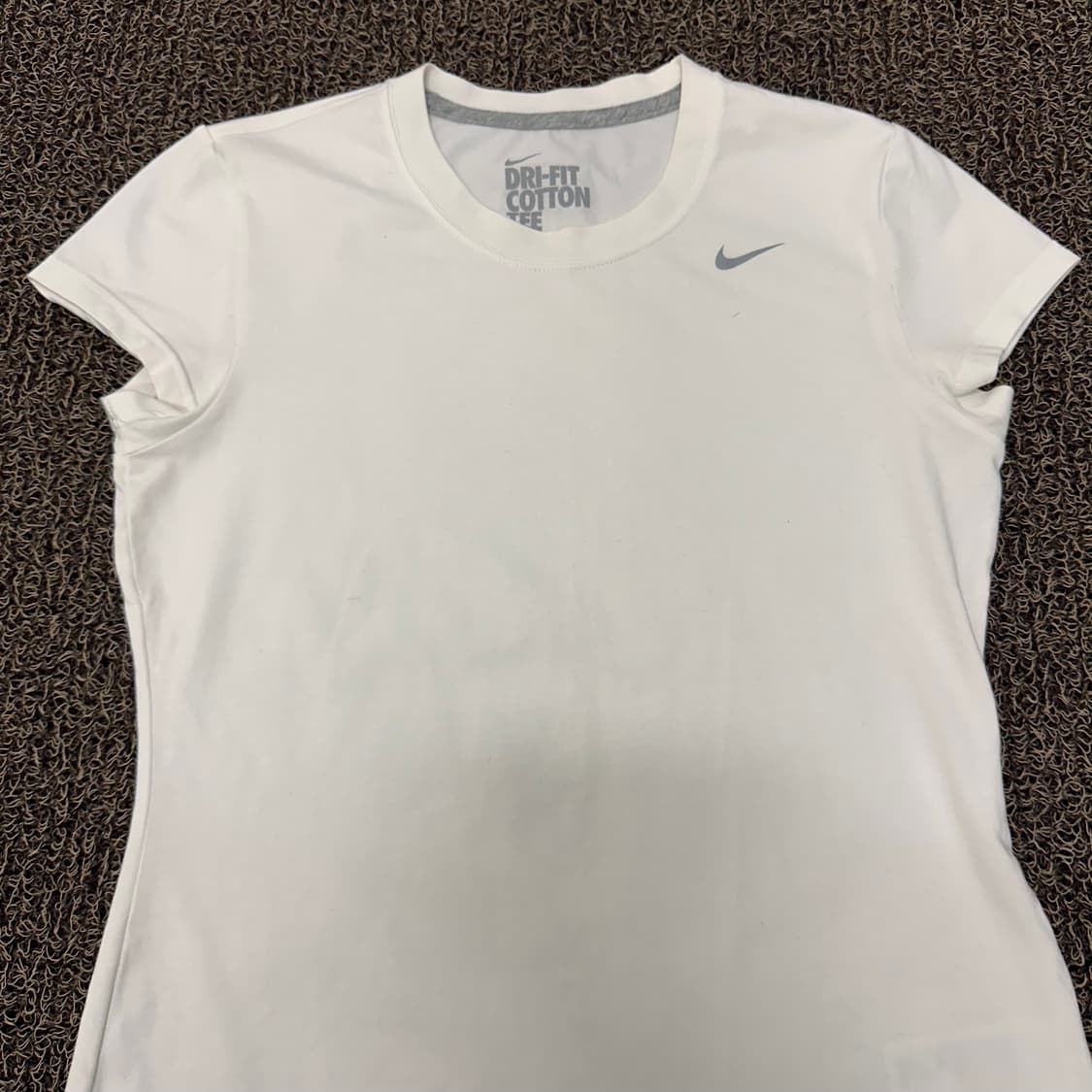 NIKE 나이키 여성 반팔티셔츠 화이트 L 상품이미지2