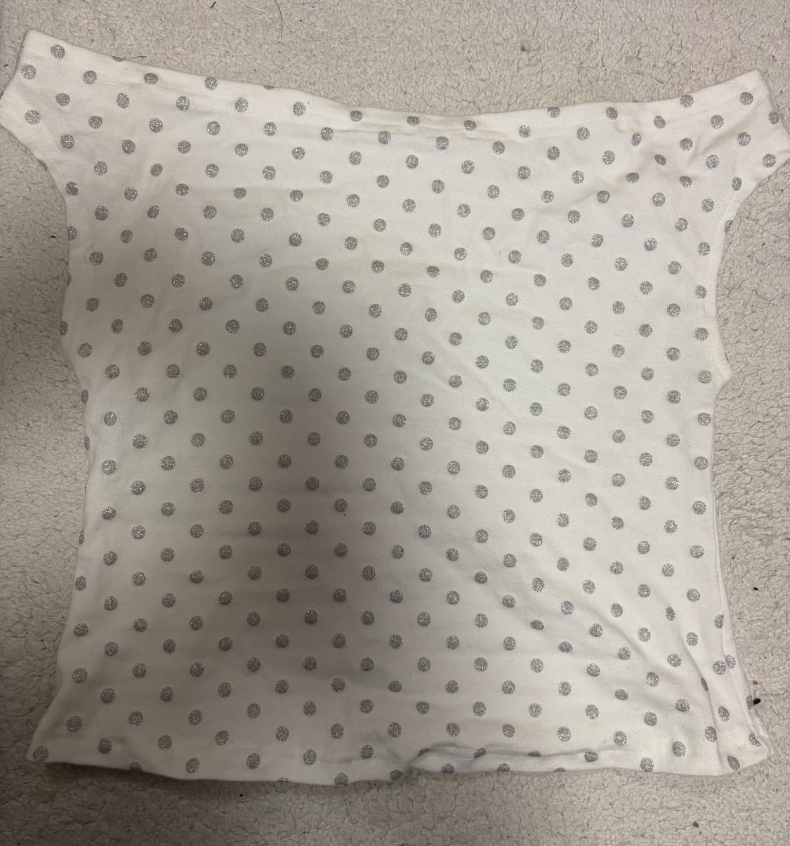 Y2k 반짝이 도트 오프숄더 민소매 티 탑 화이트 상품이미지1