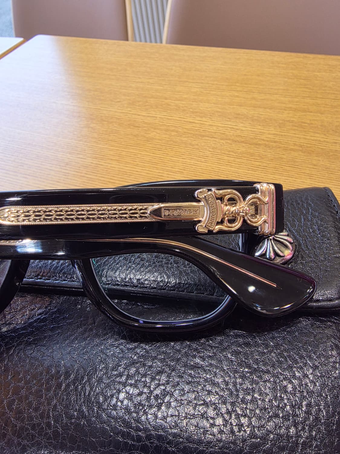 크롬하츠 안경 컨볼루티드 검금 판매합니다  상품이미지4