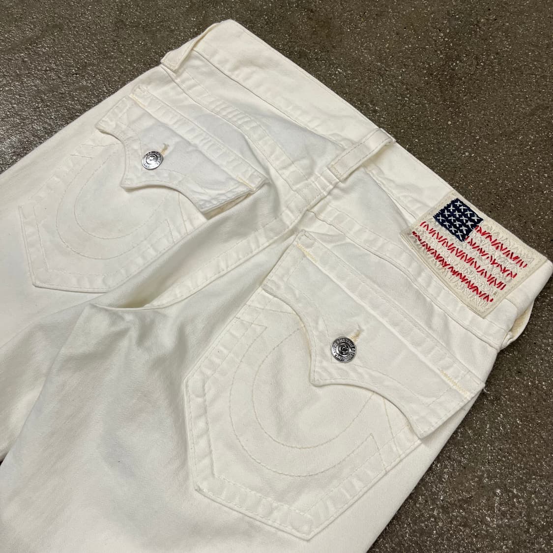 트루릴리젼 스트레이트핏 화이트진 (31“) 상품이미지2