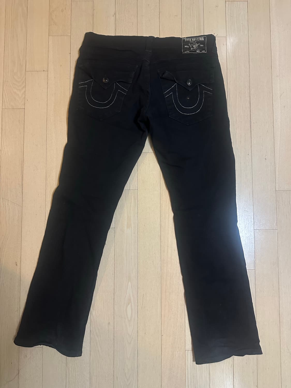 트루릴리전 일자핏 블랙 팬츠 상품이미지1