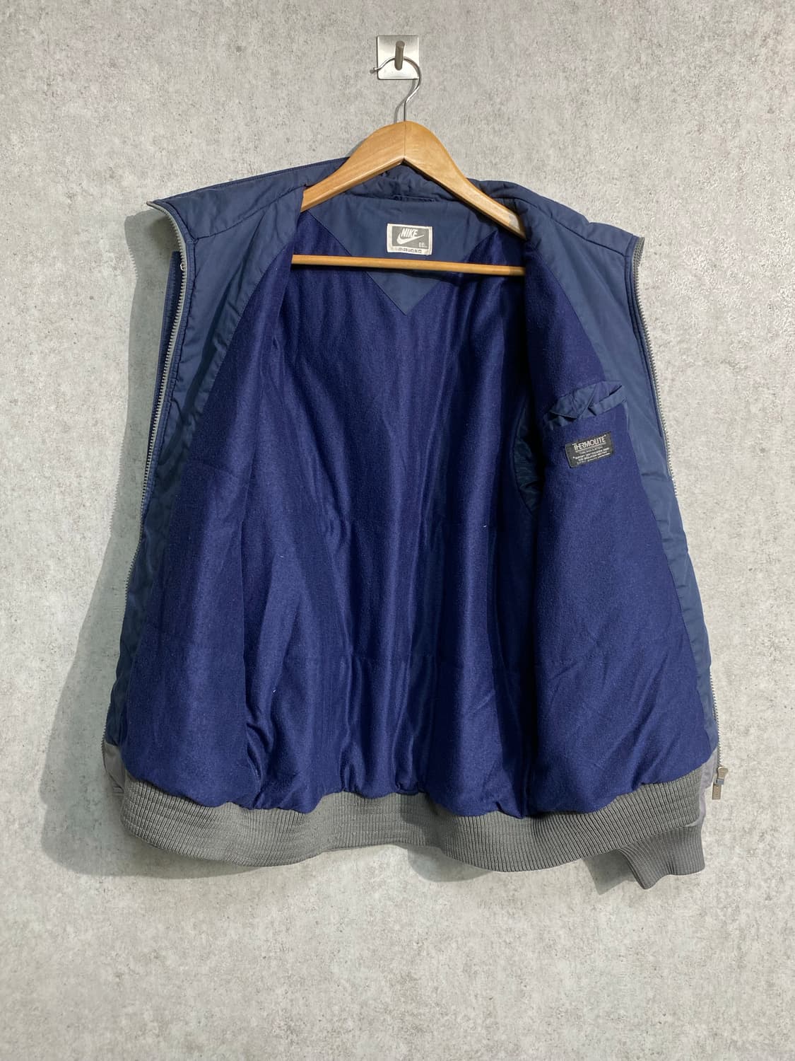 [XXL] 90s Nike 삼나스포츠 그레이 폴리쉘 봄버자켓 상품이미지6