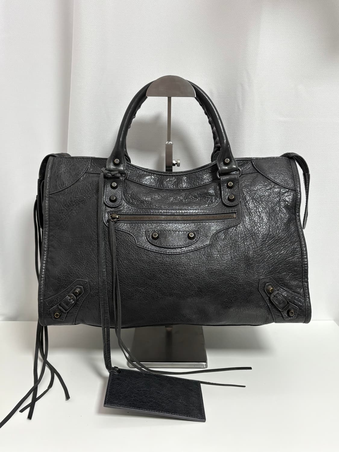 발렌시아가 시티 모터백 다크그레이 상품이미지1