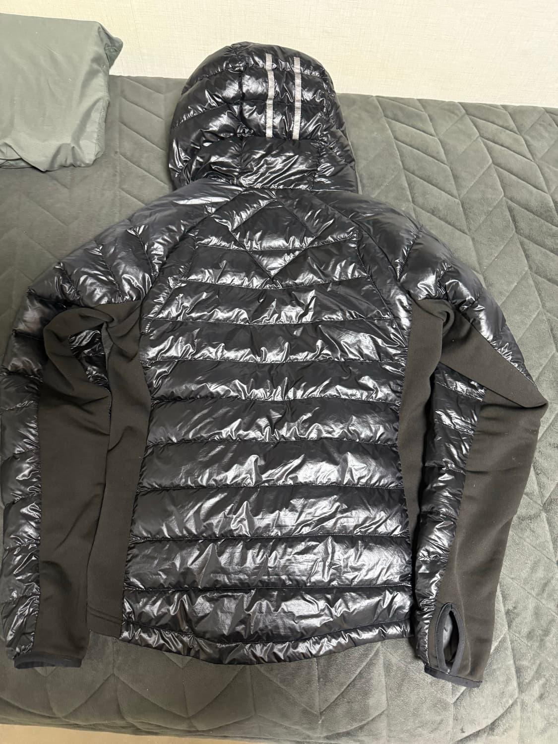 캐나다구스 하이브릿지 라이트 유광 경량패딩 상품이미지10