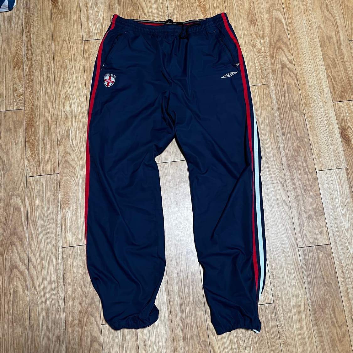 엄브로 트레이닝 팬츠 L 상품이미지1