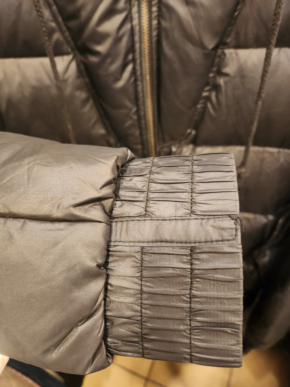 디젤 블랙 골드 패딩 상품이미지5