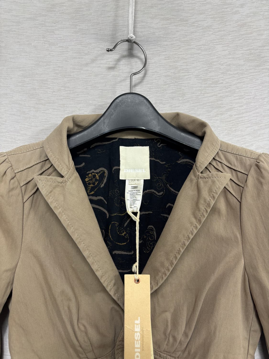 디젤 웨스턴 핀턱 숏자켓 <데드스탁> 상품이미지2