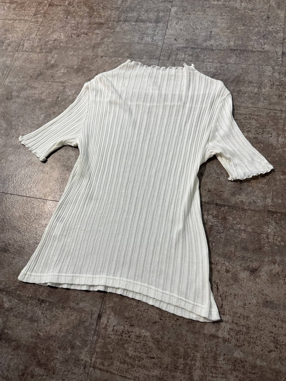 러플 넥 하프 슬리브 탑 상품이미지7