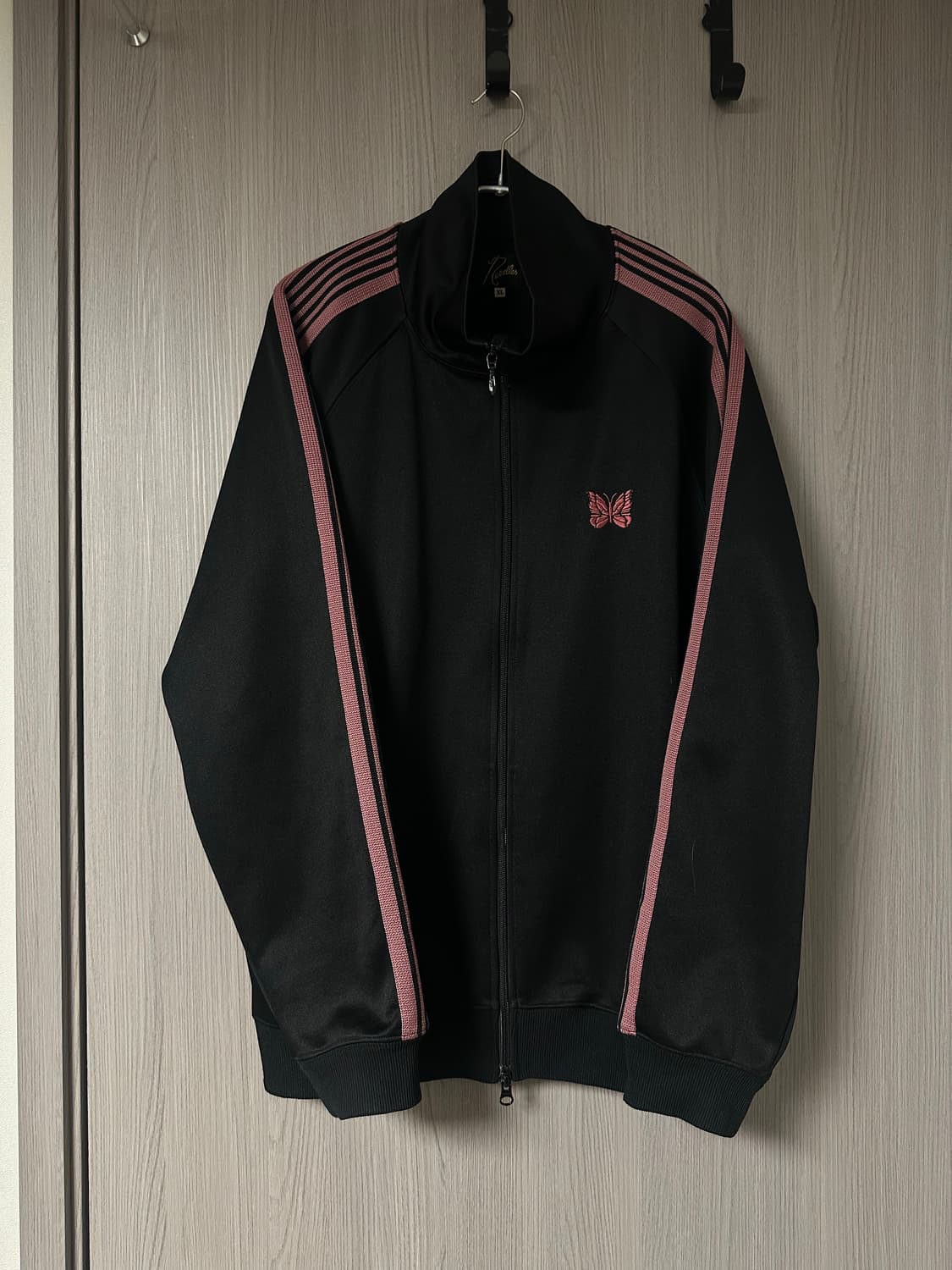 (XL) 니들스 트랙자켓 검핑 블랙 핑크 상품이미지2
